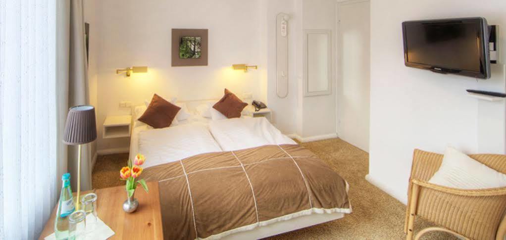 Hotel Ancora Timmendorfer Strand Bagian luar foto