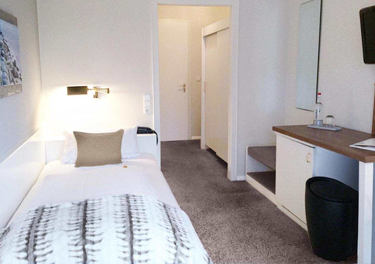 Hotel Ancora Timmendorfer Strand Bagian luar foto